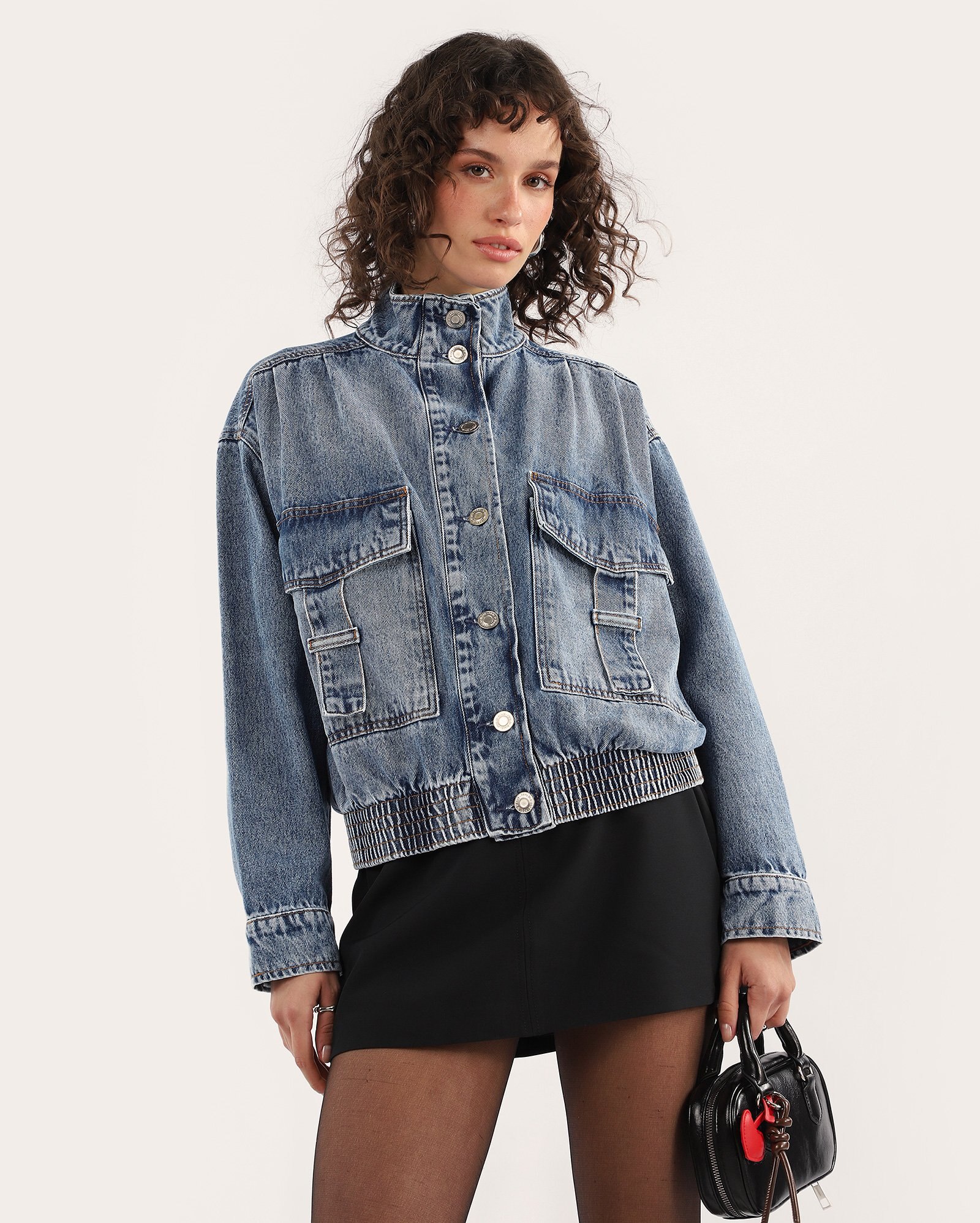 Jaqueta jeans feminina estonada denim médio | Pool Jeans