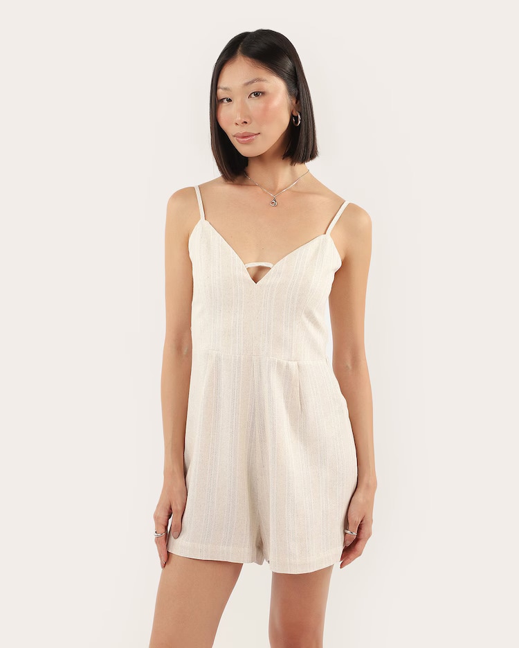 Macaquinho feminino Tiana em viscolinho - off-white