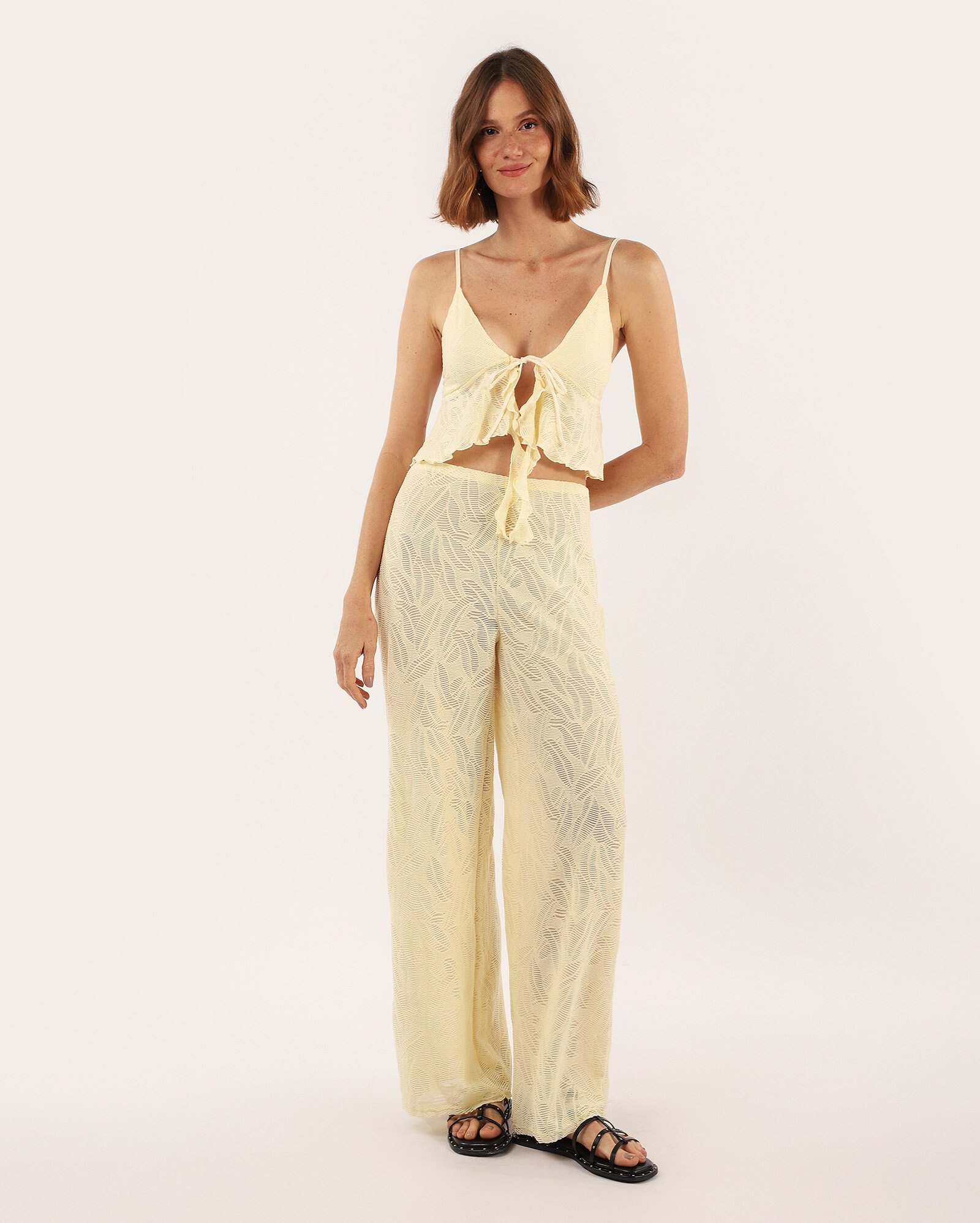 Calça feminina pantalona rendada amarela