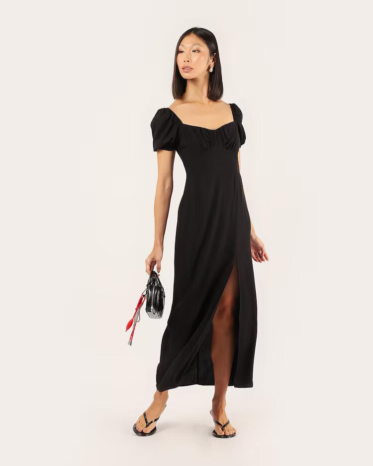 Vestido midi evasê em viscose - preto