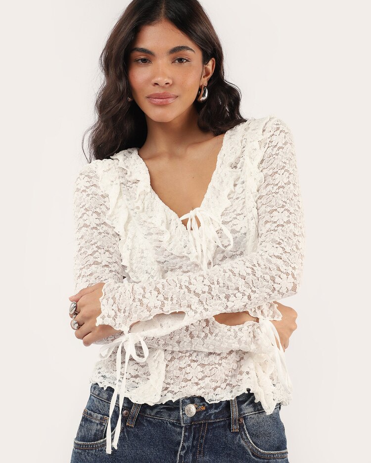 Blusa feminina rendada com babados - branca