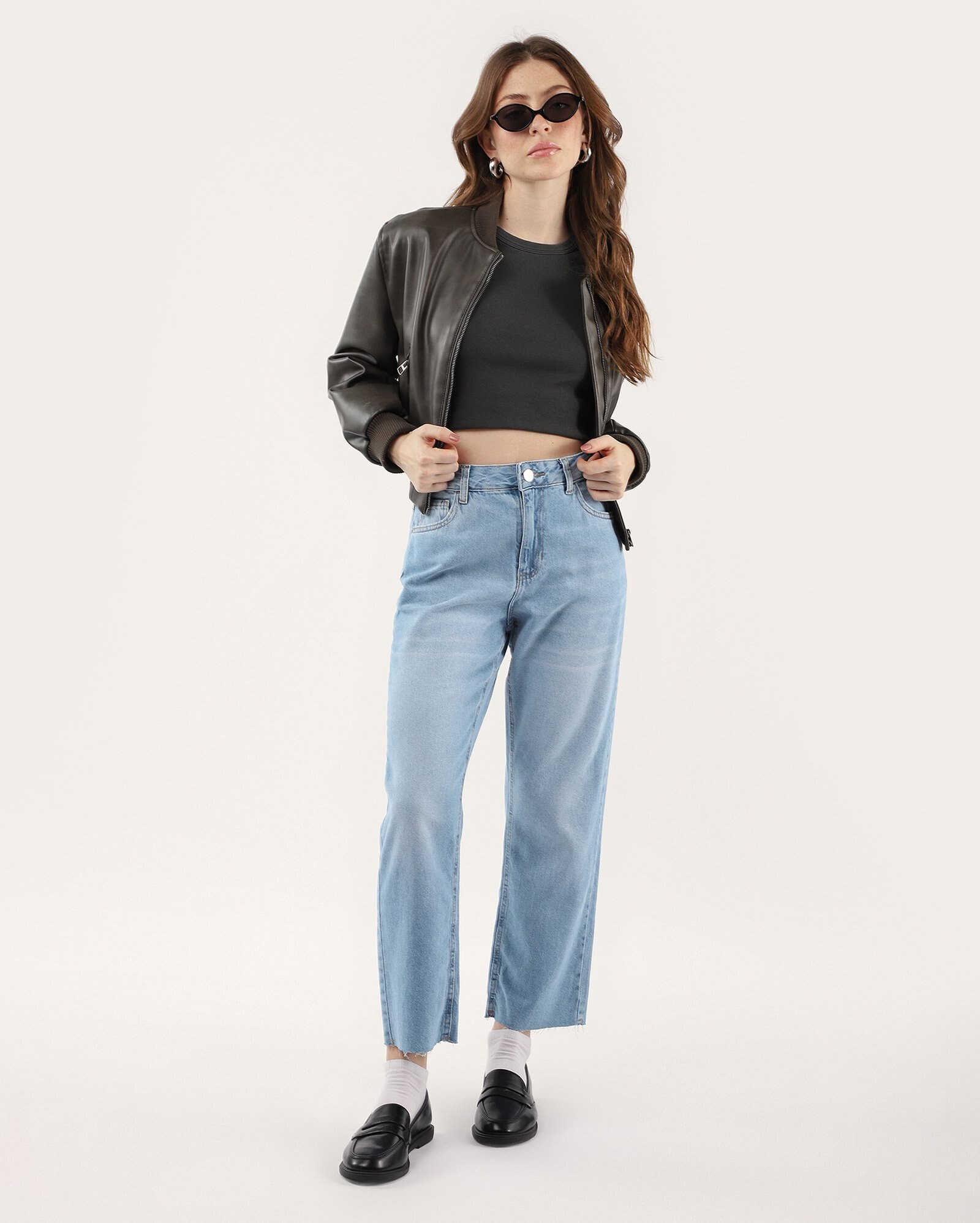 Calça jeans feminina reta cropped cintura alta - Jeans Médio | Pool Jeans