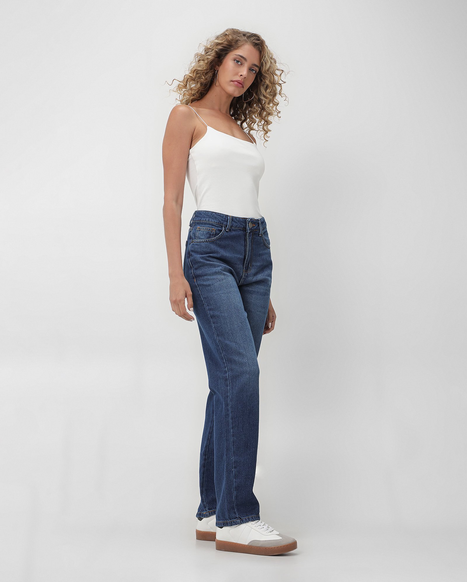 Calça jeans feminina reta 90's cintura média