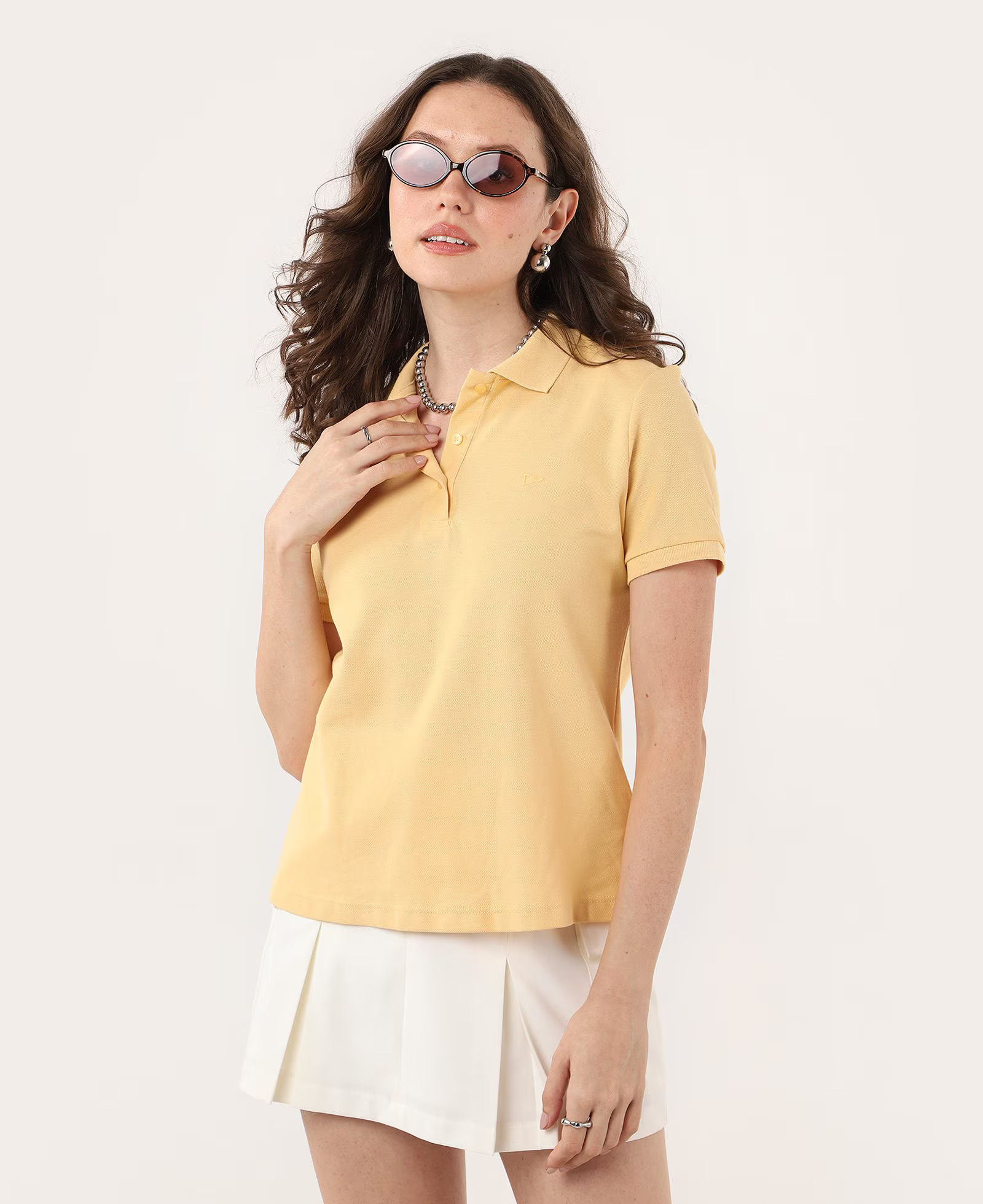 Camisa polo feminina Legacy slim logo - Amarelo Claro | Pool Basics