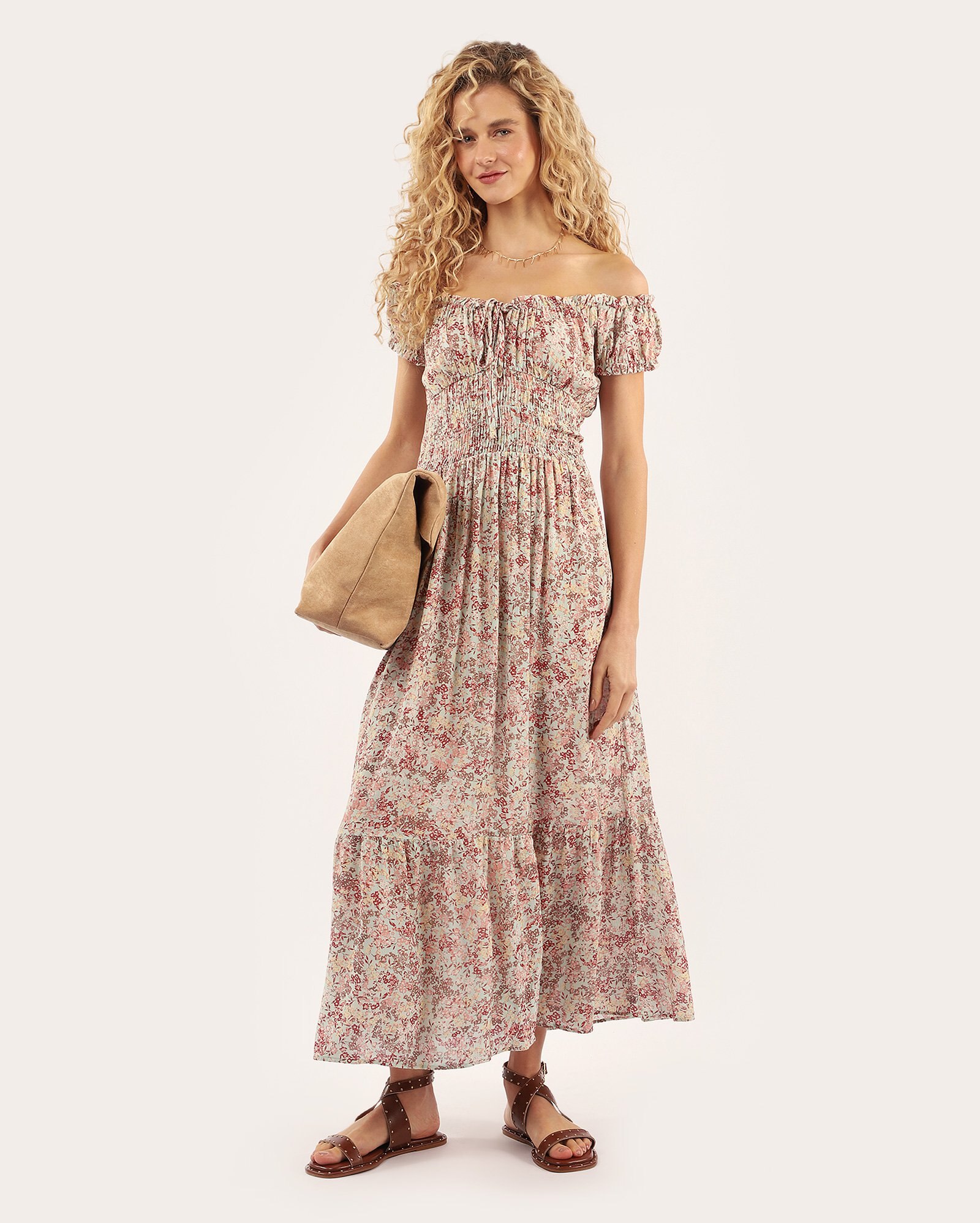 Vestido midi evasê ombro a ombro floral multicor