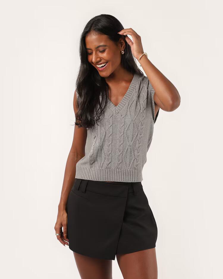 Colete feminino tricot texturizado – cinza