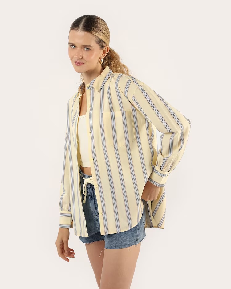 Camisa feminina oversized listrada - amarela
