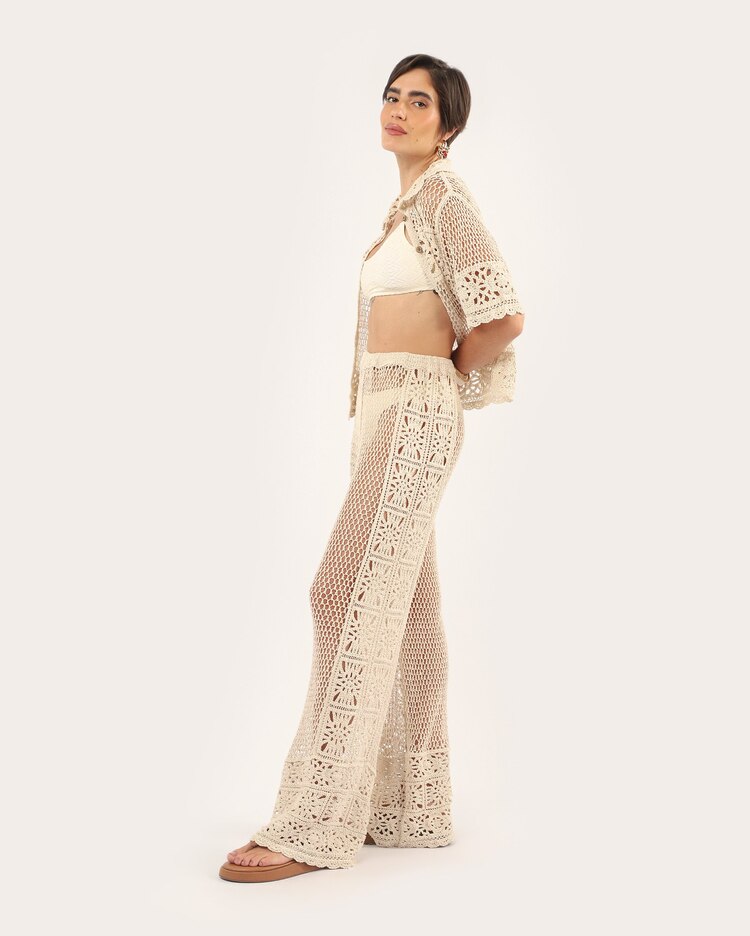 Calça feminina pantalona de crochê cintura alta bege