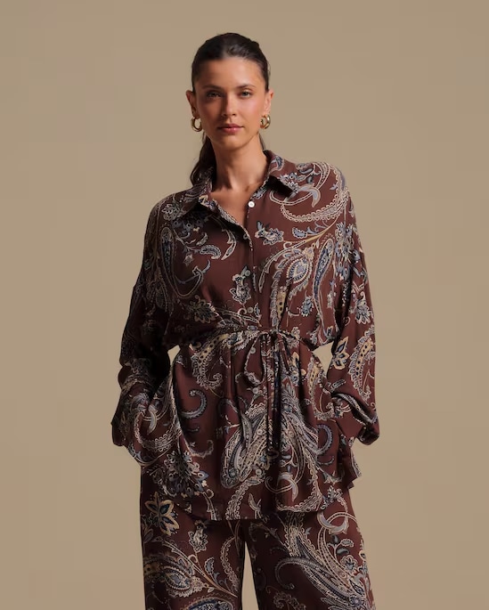 Camisa feminina em viscose com amarração | Silvia Braz + Riachuelo