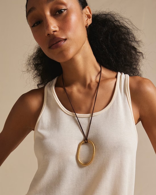 Colar feminino cordão orgânico a niemeyer