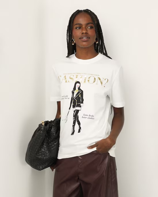 Camiseta feminina regular o diabo veste prada