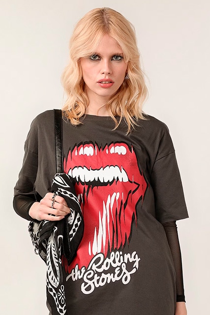 looks com camiseta de banda