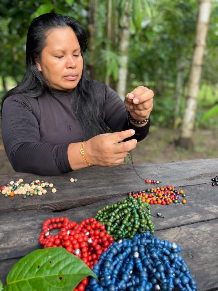 pulseiras riachuelo e together band